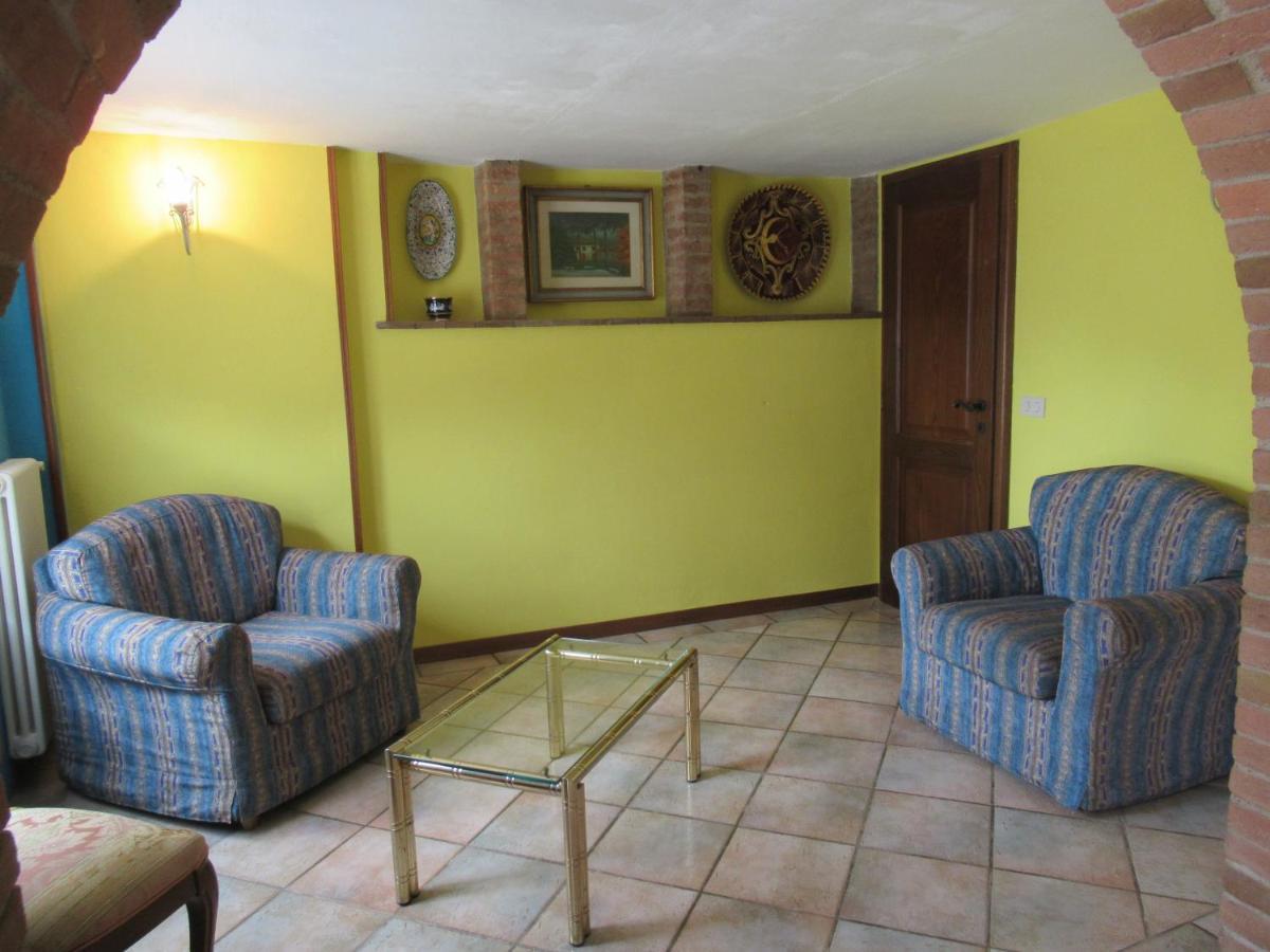 Aparthotel Borgo Di Barigianino Sovicille Exterior foto