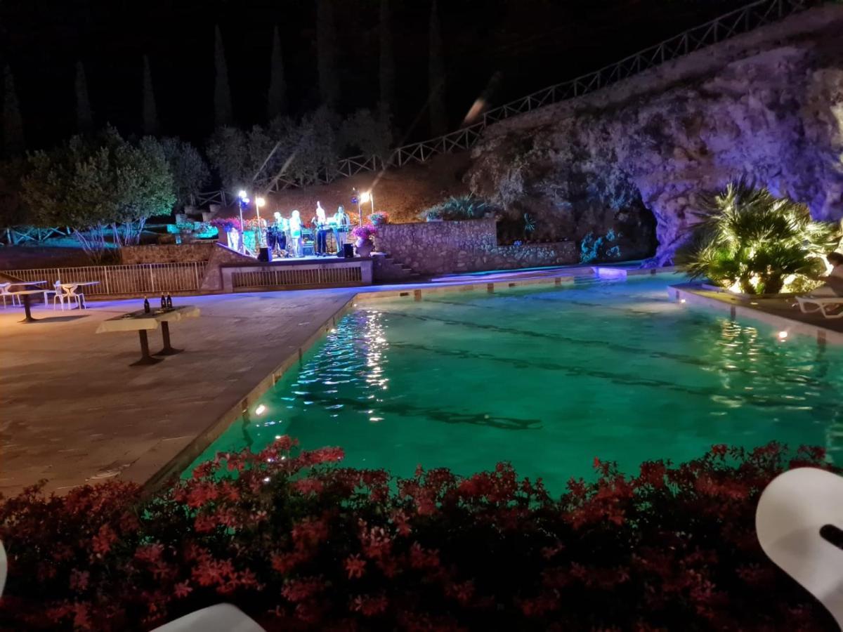 Aparthotel Borgo Di Barigianino Sovicille Exterior foto