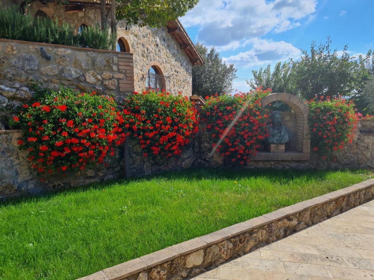 Aparthotel Borgo Di Barigianino Sovicille Exterior foto