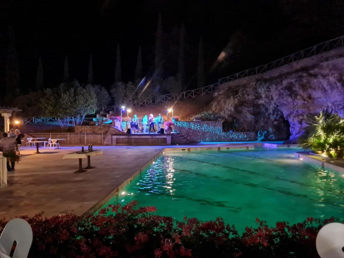 Aparthotel Borgo Di Barigianino Sovicille Exterior foto
